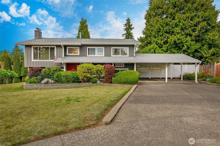 2820 E Crestline Drive  Bellingham WA 98226 photo