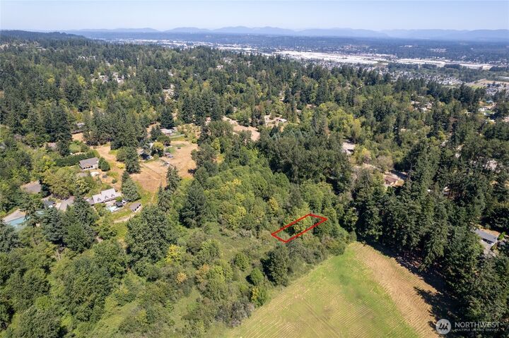 Property Photo:  37 Xx  48th Avenue S  WA 98001 