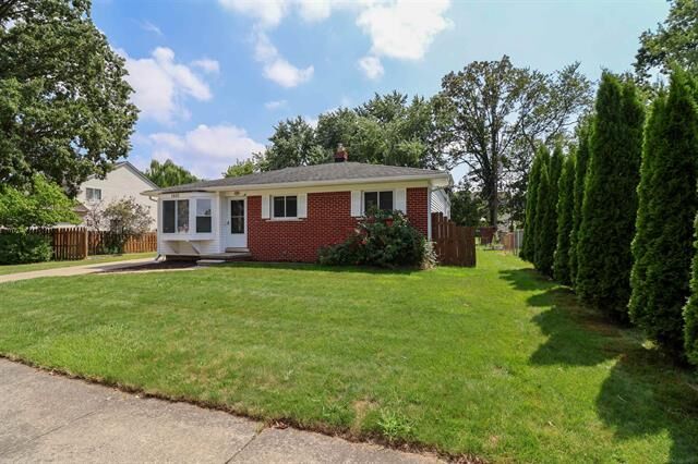 Property Photo: 1466 Boyd Street MI 48083
