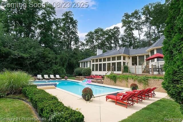 4225 Village Court  West Bloomfield Twp MI 48323 photo