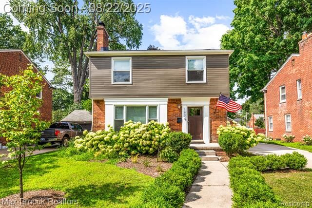 Property Photo:  1978 Catalpa Drive  MI 48072 