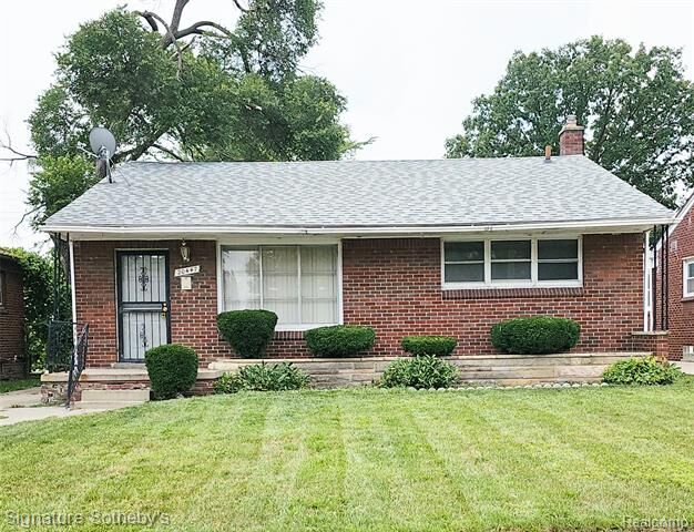 Property Photo:  20447 Strathmoor Street  MI 48235 