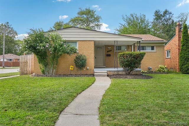 24201 Seneca Street  Oak Park MI 48237 photo