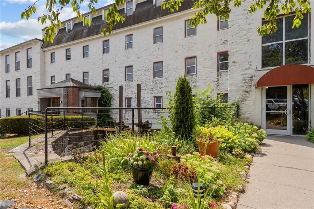 Property Photo: 494 Woonasquatucket Avenue 403 RI 02911