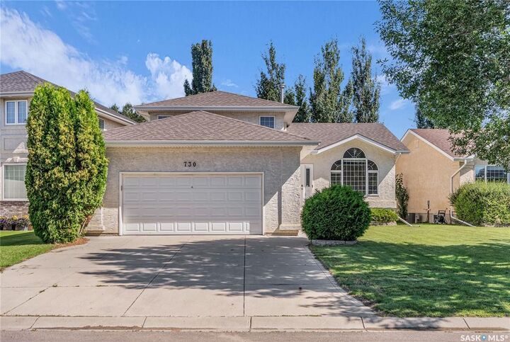 730 Chotem Crescent  Saskatoon SK S7N 4P1 photo