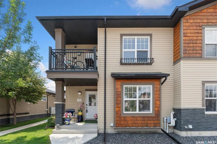 Property Photo:  1015 Patrick Crescent 203  SK S7W 0M1 