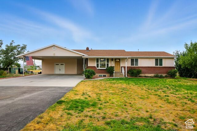 139 N 100 W  Levan UT 84639 photo