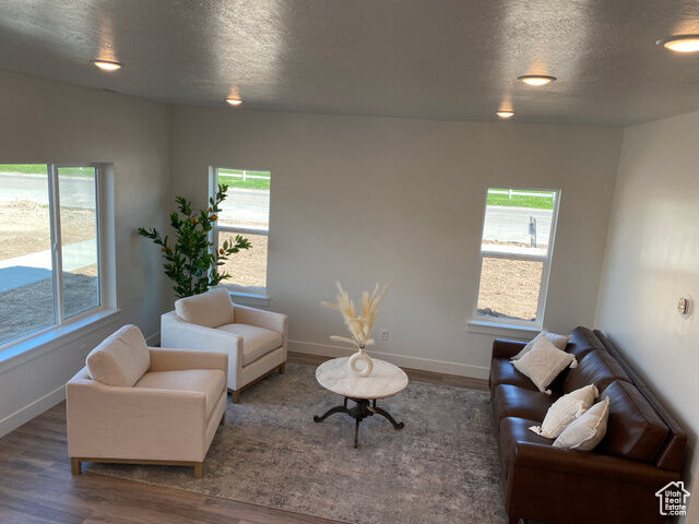 Property Photo: 520 W 400 S UT 84332