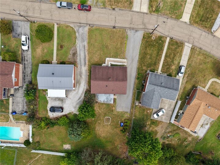 Property Photo:  211 Aberdeen  PA 15071 
