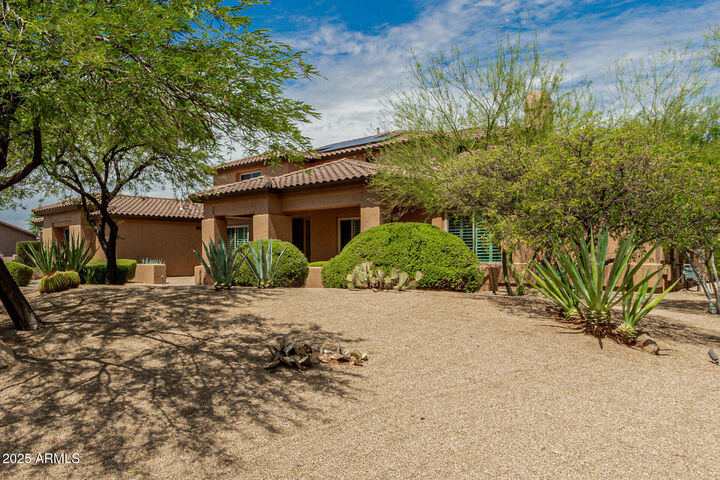 Property Photo:  5740 E Bent Tree Drive  AZ 85266 