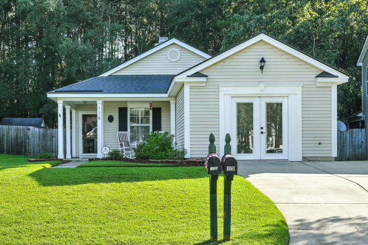 Property Photo:  178 Two Pond Loop  SC 29456 