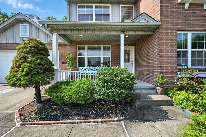 Property Photo:  992 Olde Station Court  OH 45014 