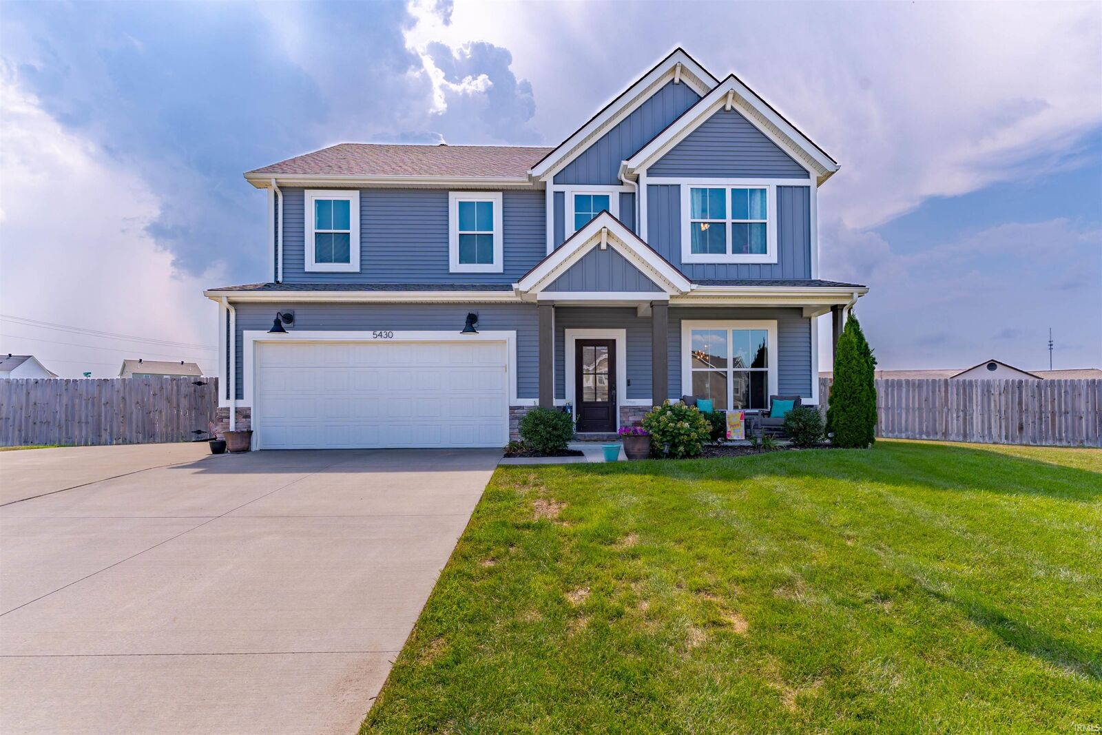 Property Photo:  5430 Bloomsbury Court  IN 47630 