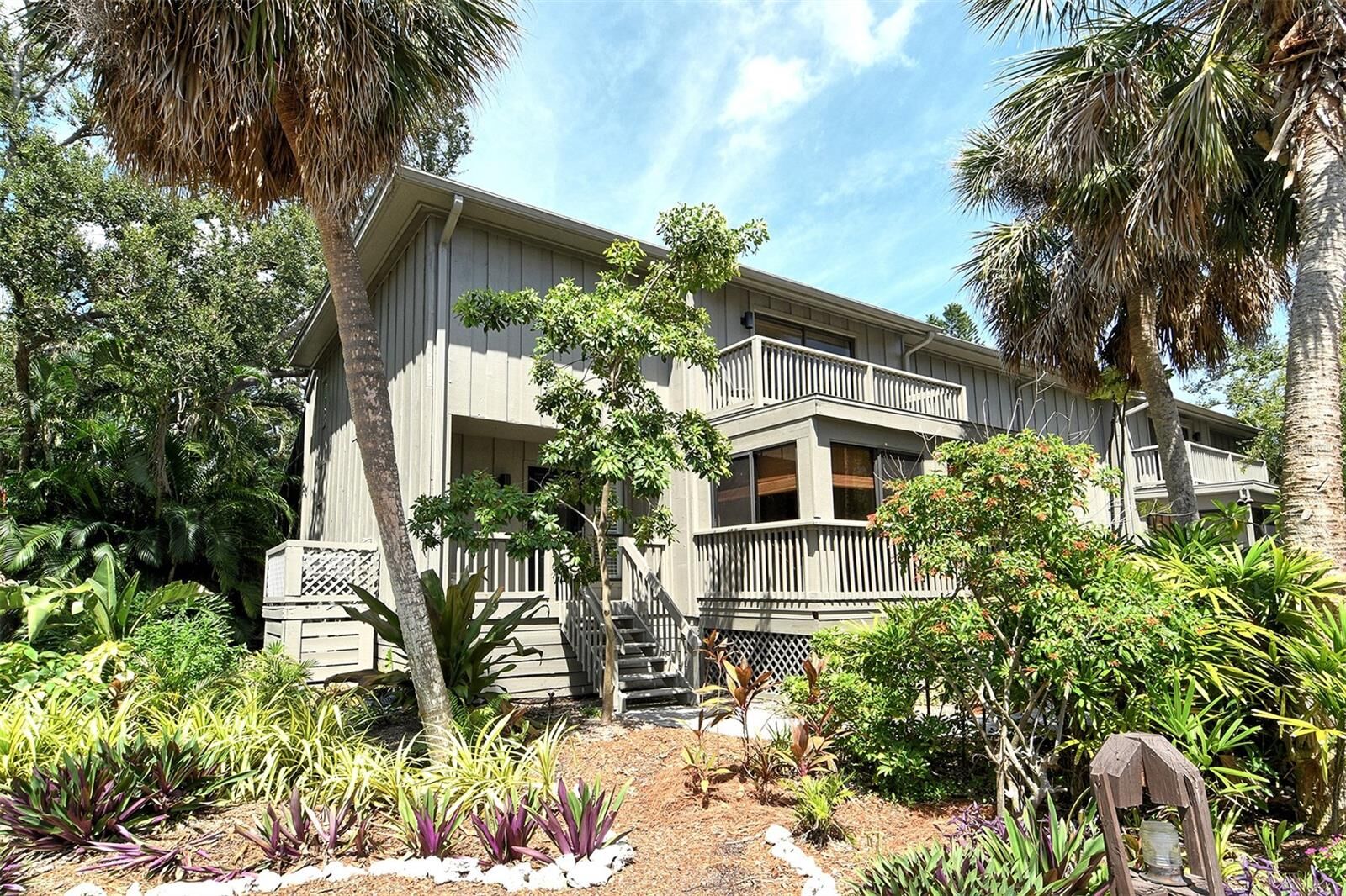 Property Photo: 1473 Landings Circle 44 FL 34231