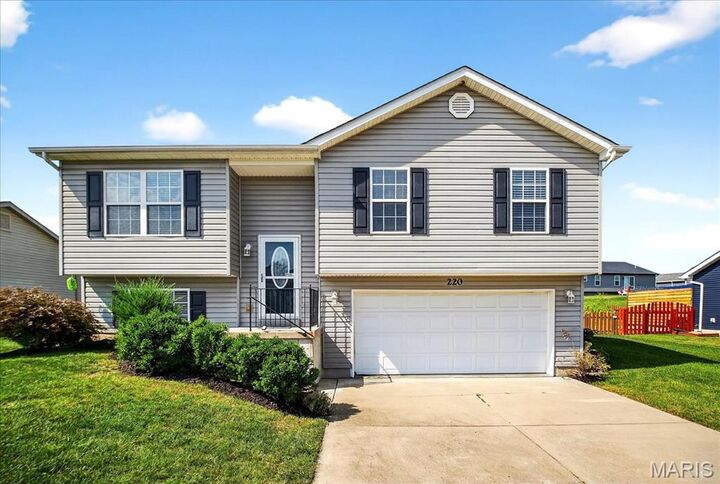 220 Fredde Drive  Wentzville MO 63385 photo