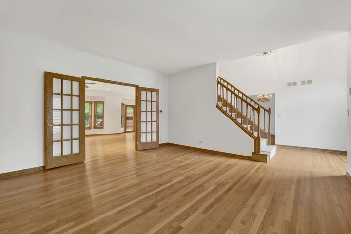 Property Photo:  640 Downey Street  IL 60169 