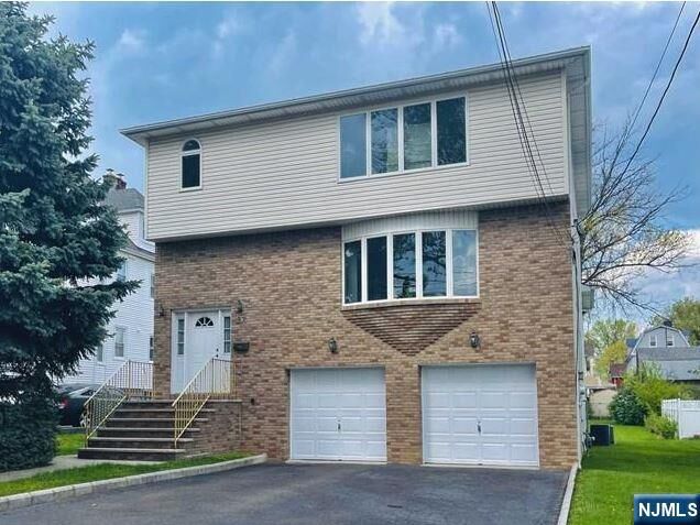 Property Photo:  39 Pavonia Avenue 2nd Floor  NJ 07032 