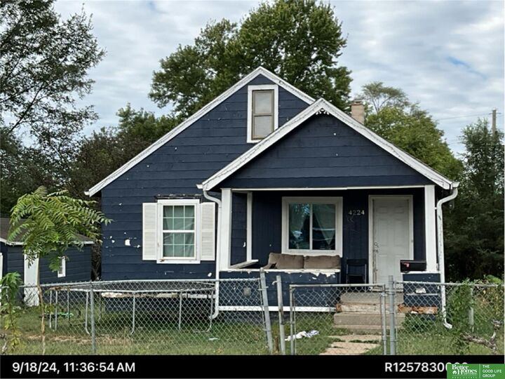 4224 N 37 Street  Omaha NE 68111-3053 photo