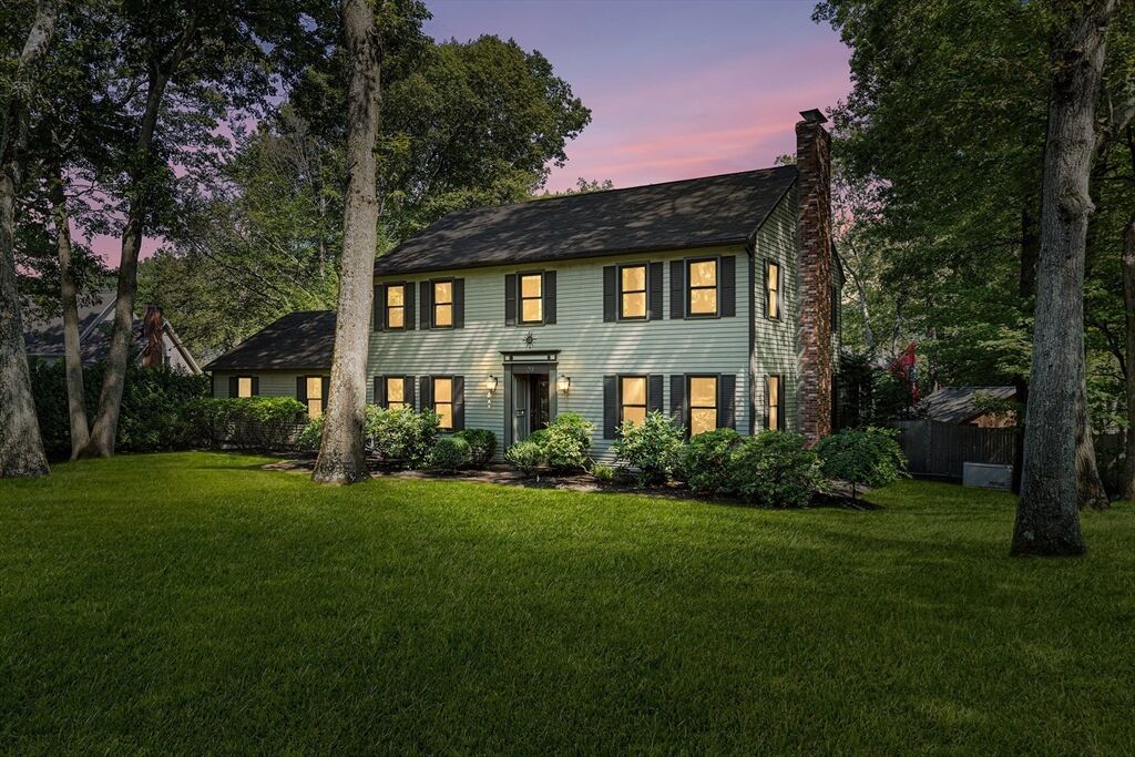 Property Photo:  20 Olde Colony Dr  MA 01545 