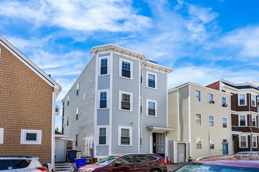 Property Photo:  42 Vinton St 3  MA 02127 