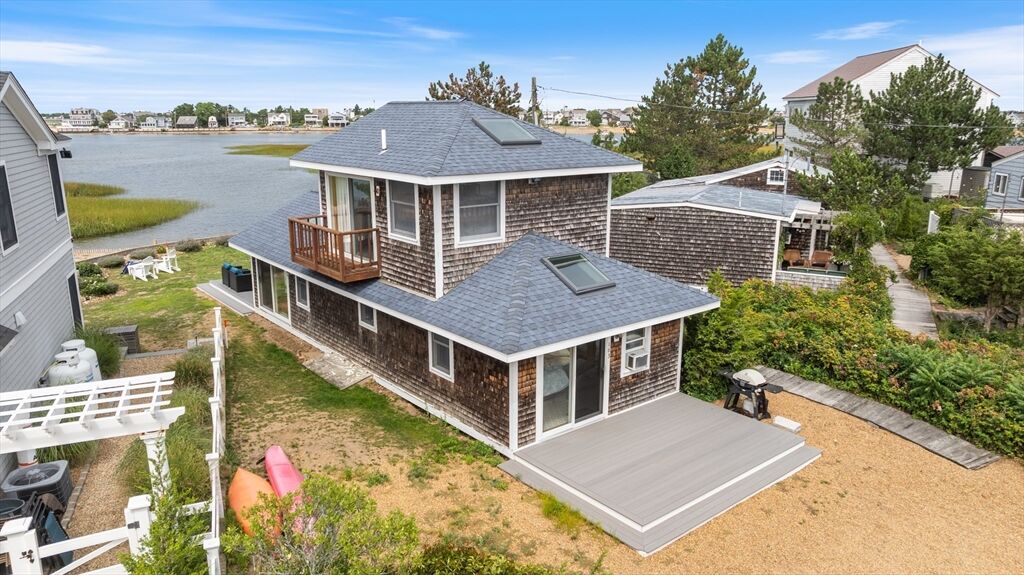 Property Photo:  163 Old Point Rd  MA 01950 