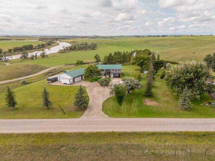 133 Moon River Drive  Rural Willow Creek No. 26, M.d. of AB T0L 1M0 photo