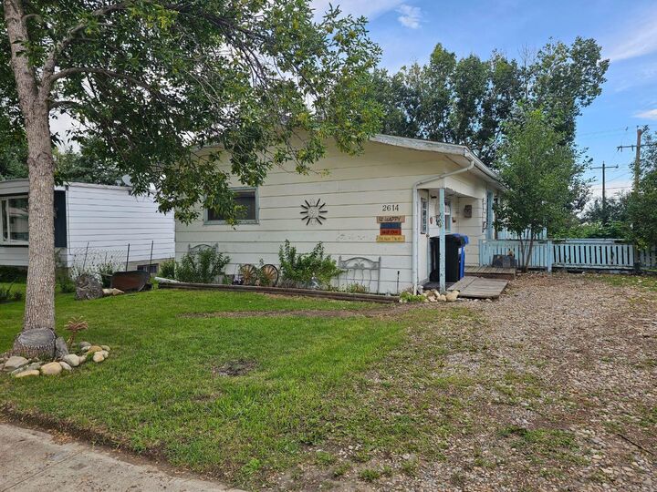 2614 22 Avenue  Nanton AB T0L 1R0 photo