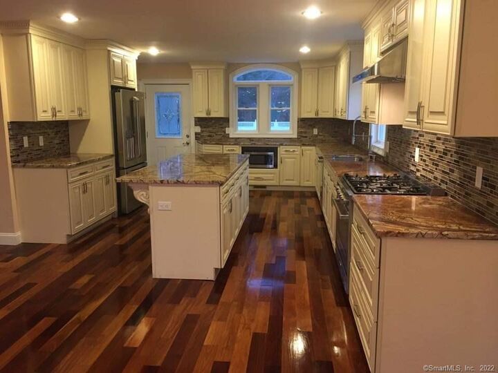 Property Photo:  647 New Haven Avenue  CT 06460 