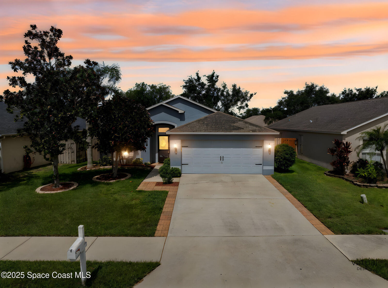 Property Photo:  770 Wickham Lakes Drive  FL 32940 