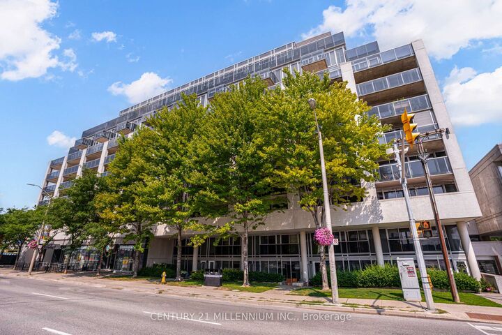 1050 The Queensway N/A 615  Toronto ON M8Z 0A8 photo
