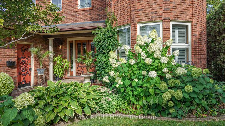 Property Photo: 759 Broadview Avenue ON L3V 6P1