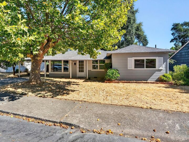 693 Mendocino Drive  Ukiah CA 95482 photo