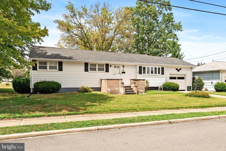 5 Delotto Drive  Hamilton NJ 08619 photo