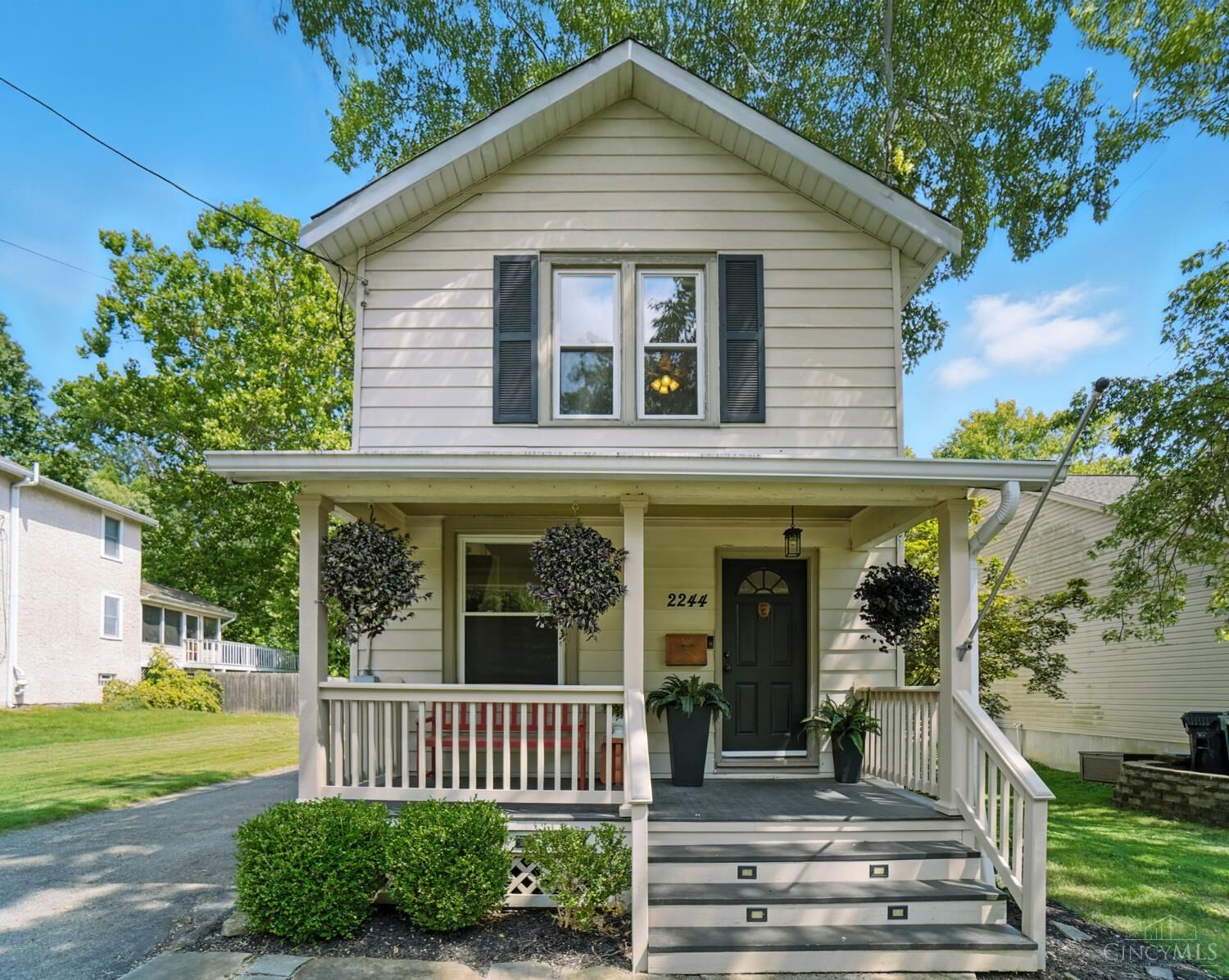 Property Photo: 2244 Suffolk Street OH 45230