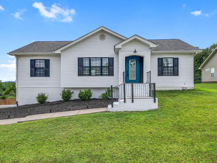 9739 Falcon Crest Drive  Ooltewah TN 37363 photo