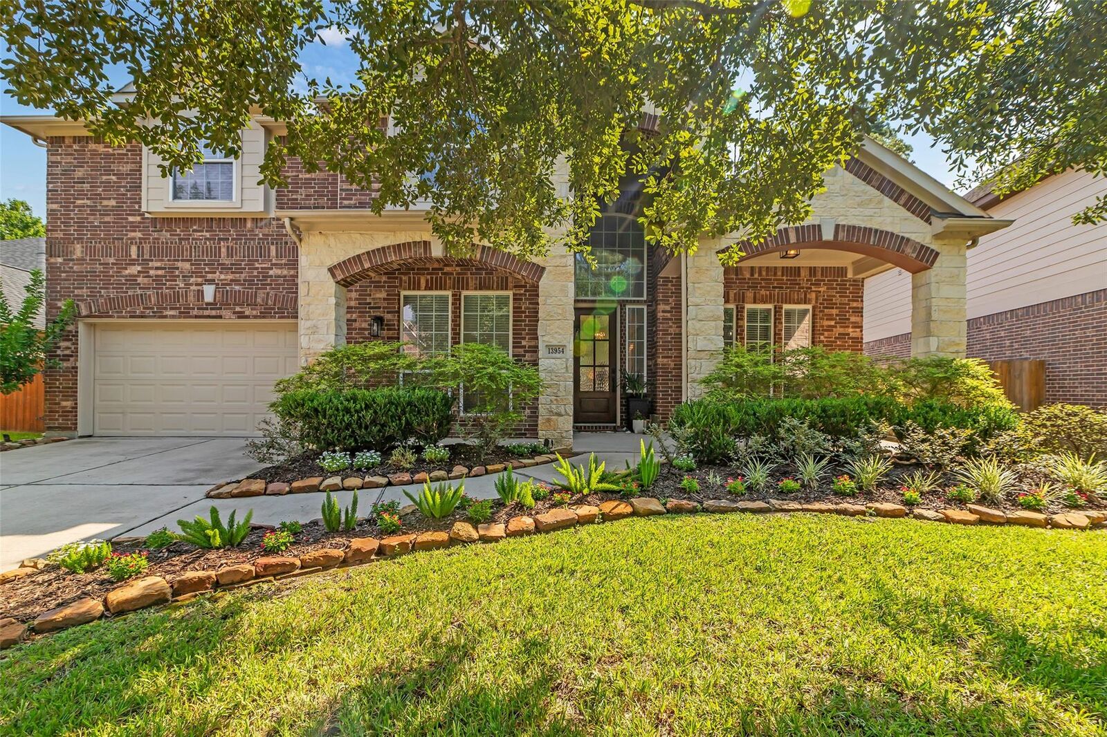 Property Photo:  13954 Sawmill Run Lane  TX 77044 