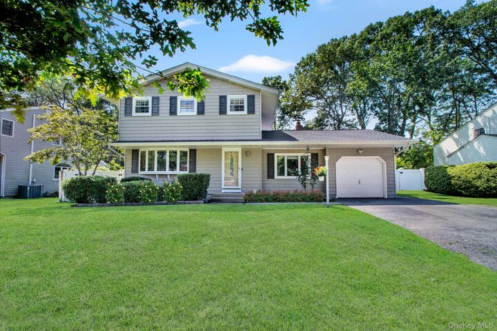 274 Mount Pleasant Road  Hauppauge NY 11788 photo