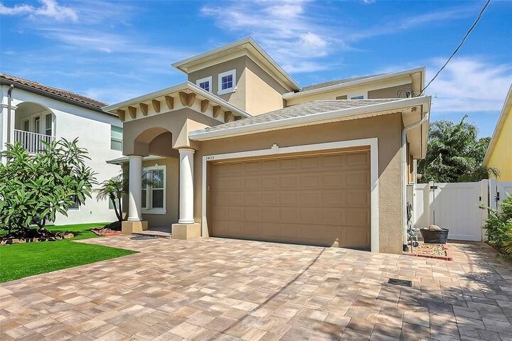 Property Photo: 3405 W Lawn Avenue FL 33611