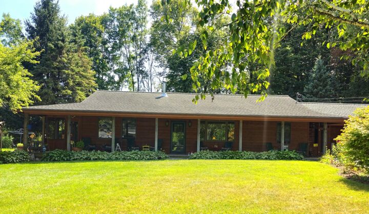 5435 State Road  Hillsdale MI 49242 photo