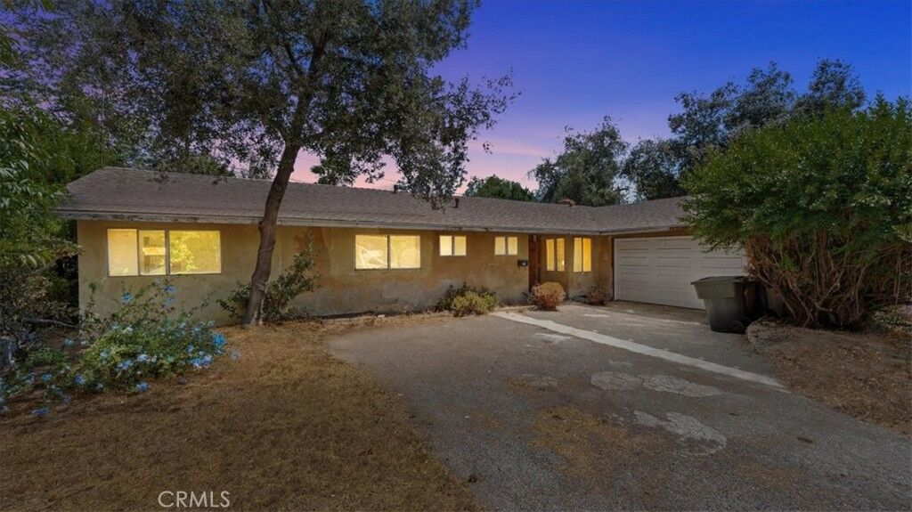 Property Photo:  254 Roundabout Drive  CA 91744 