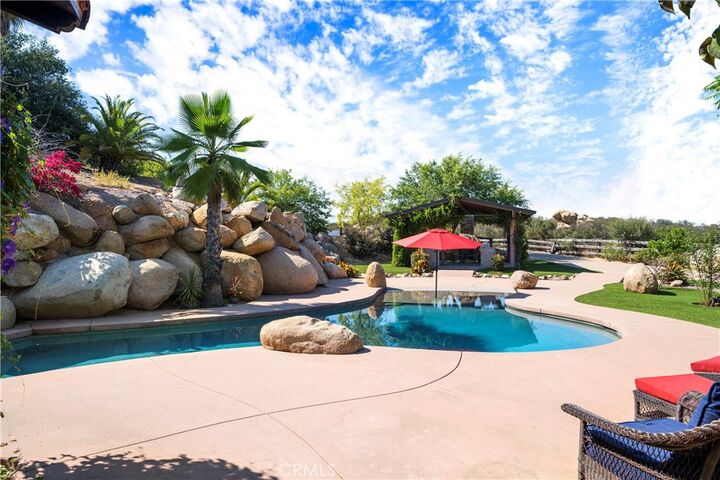 Property Photo:  42179 Calle Paramo  CA 92562 
