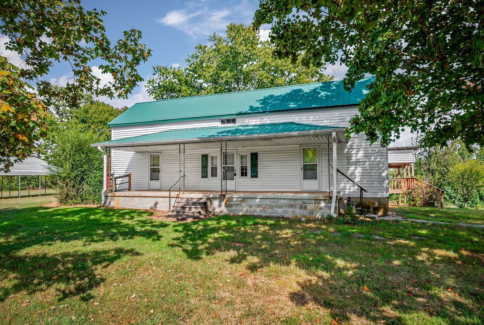 Property Photo:  247 Wade Rd  TN 38583 