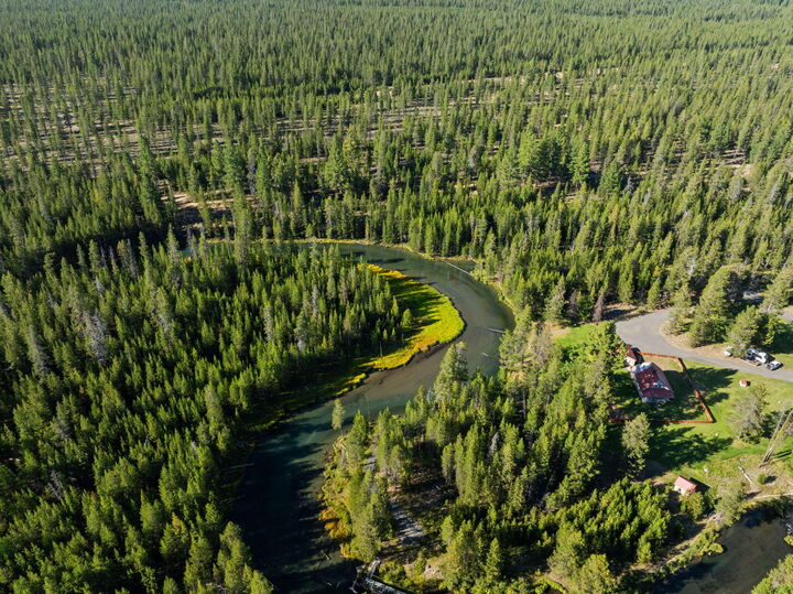 Property Photo: 15001 Fall River Drive OR 97707