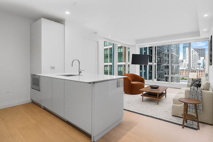 Property Photo:  135 Seaport Blvd 905  MA 02210 