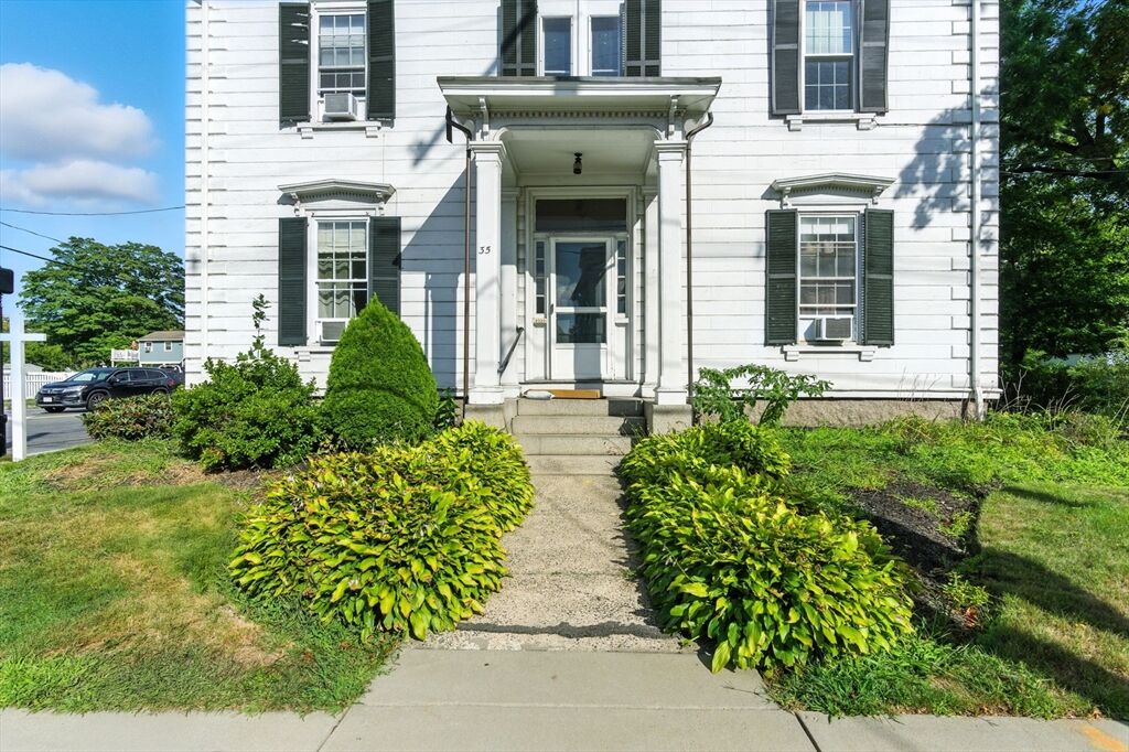 Property Photo: 35 Locust St 3 MA 01923