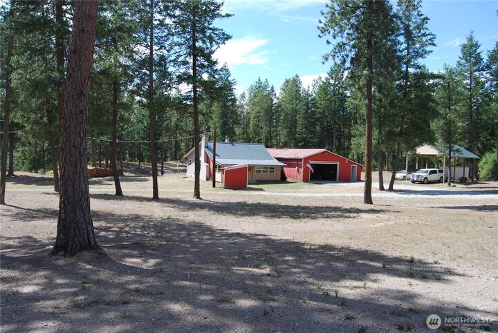 Property Photo: 31 Summit Lake Rd WA 98855