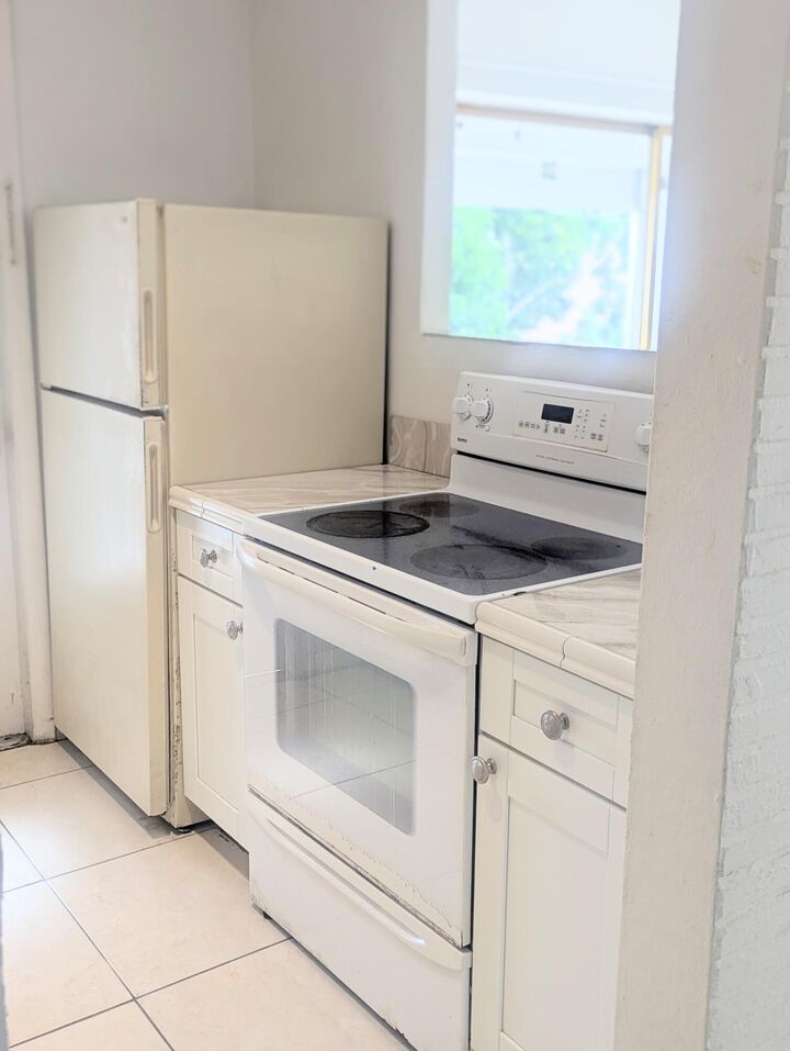 Property Photo: 20400 NW 7th Avenue 202 FL 33169