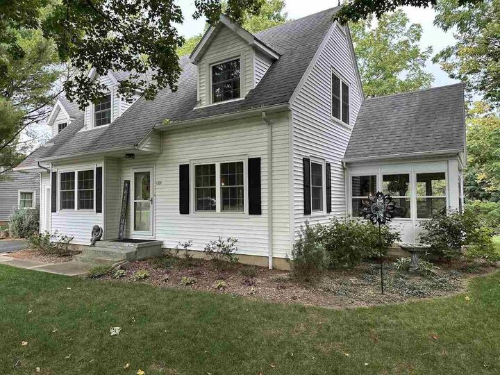 Property Photo: 1221 Abington Pike IN 47374