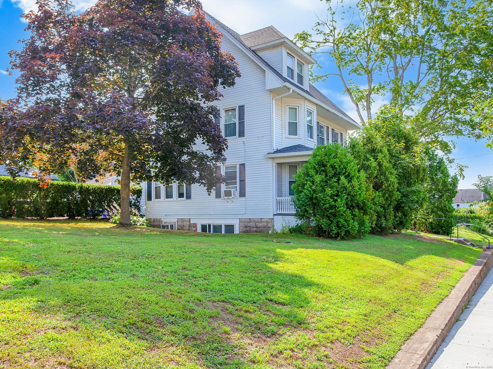 Property Photo:  81 Church Street 3rd Fl  CT 06405 