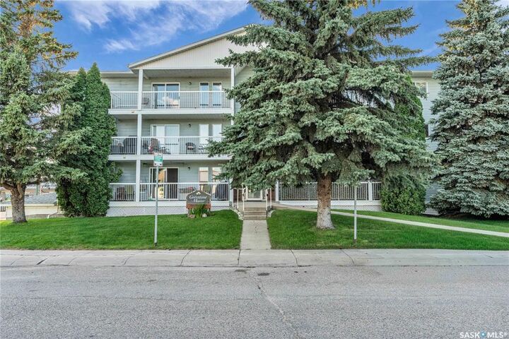 Property Photo:  918 Argyle Avenue 302  SK S7H 2W1 